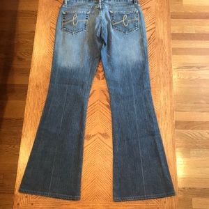 Bebe jeans size 29